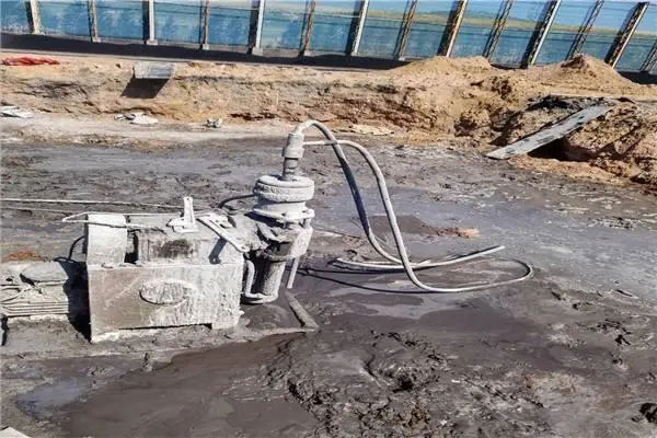 龙湖镇水泡基础注浆加固